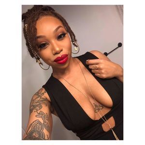 Meet your Posher, Dara